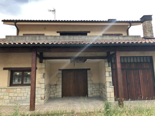 Chalet independiente en venta en Elorrio Chalet independiente en venta, C/ Mendraka, Elorrio