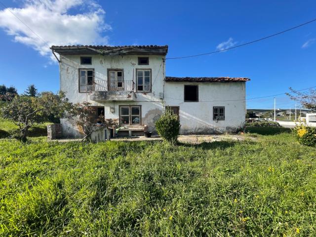 Chalet independiente en venta en La Calleja