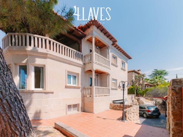 Chalet independiente en venta en los Peñascales Torrelodones, España