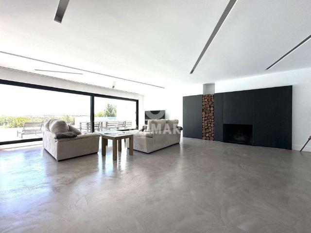 Chalet Independiente en alquiler en Fuente del Fresno – Madrid