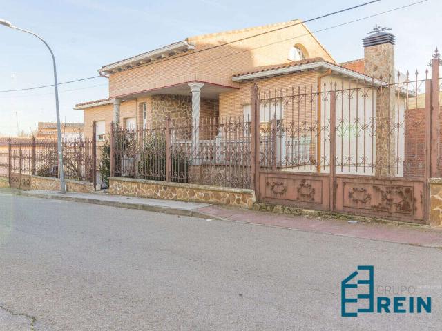 CHALET INDEPENDIENTE EN AÑOVER DE TAJO TOLEDO