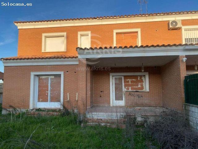 Chalet Independiente en Barcience