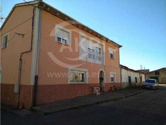 Chalet Independiente en Cabeza De Bejar, La