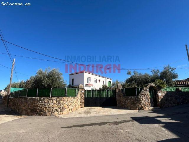 Chalet independiente en Carrascalejo Cáceres con dos viviendas, parcela de 842