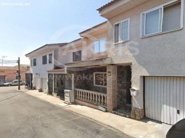 Chalet Independiente en Cedillo Del Condado