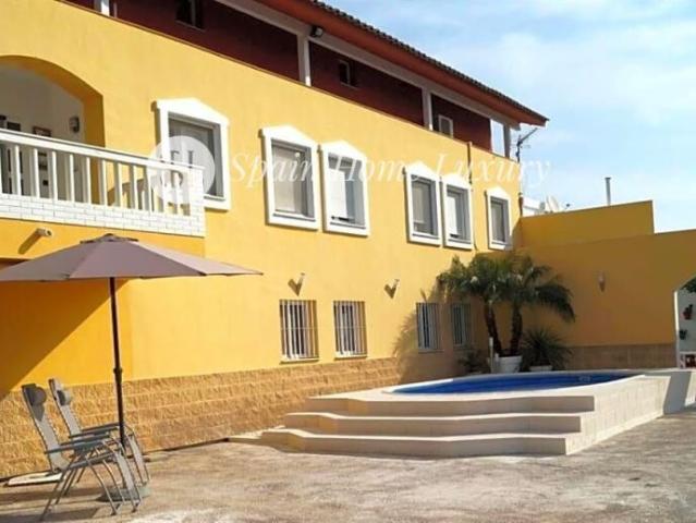 Chalet Independiente en Oliva