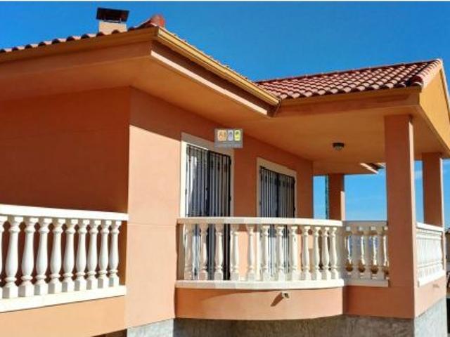 CHALET INDEPENDIENTE EN POLOP