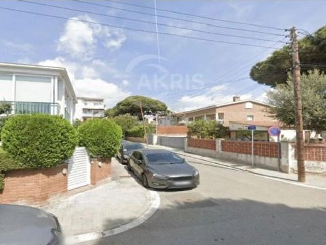 Chalet Independiente en Premiá de Mar
