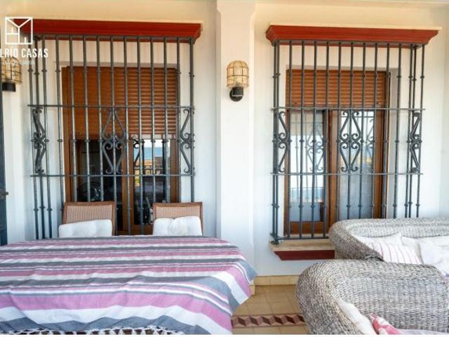 Chalet independiente en primera línea de playa en alquiler de temporada septiembre a junio – Mazag