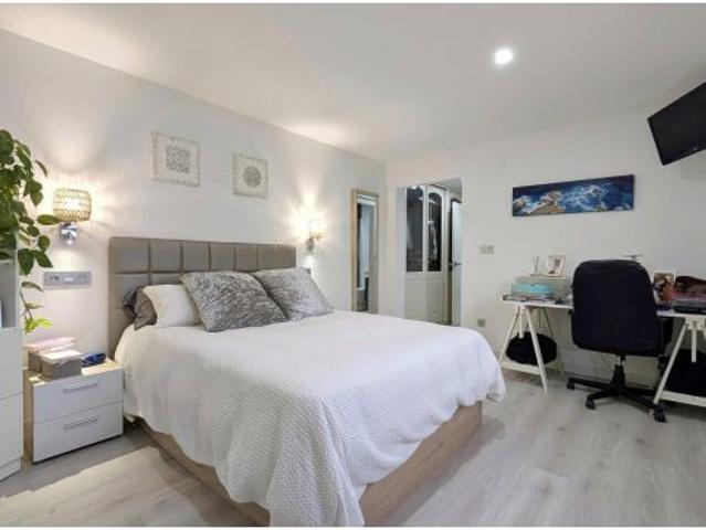 Chalet independiente en San Román listo para entrar a vivir, cómodo y accesible
