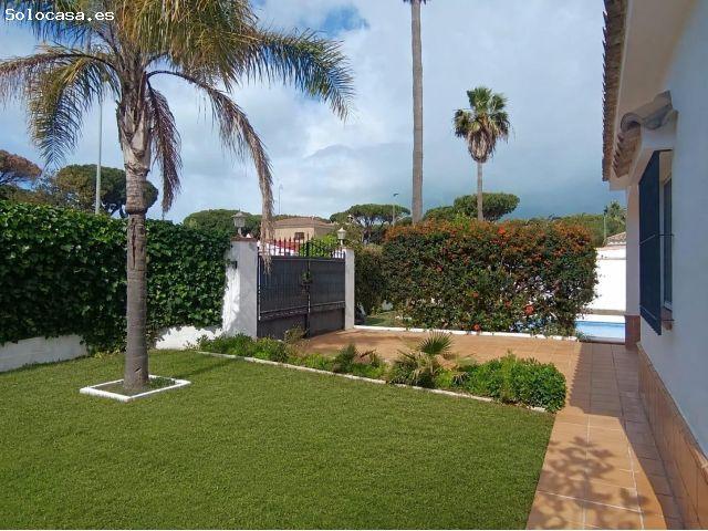 CHALET INDEPENDIENTE ESTILO ANDALUZ