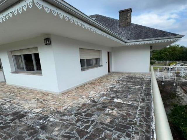 ? Chalet independiente exclusivo a 50 metros de la Playa de Rodiles