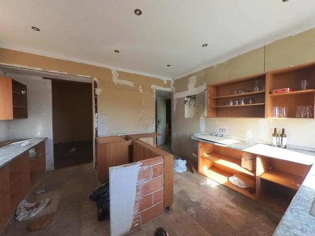 Chalet independiente para reformar con vistas a la montaña en Benissa