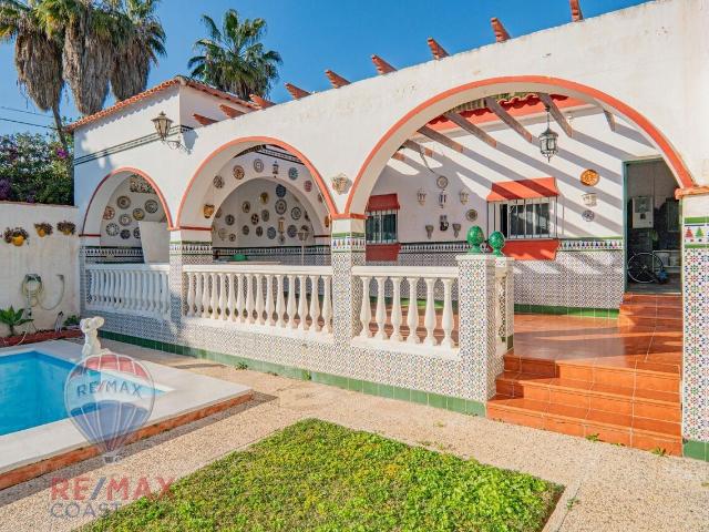 Chalet individual en venta, Torre de Benagalbón, Málaga
