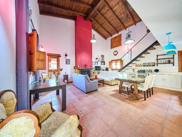 Chalet individual en venta, Vélez de Benaudalla, Granada