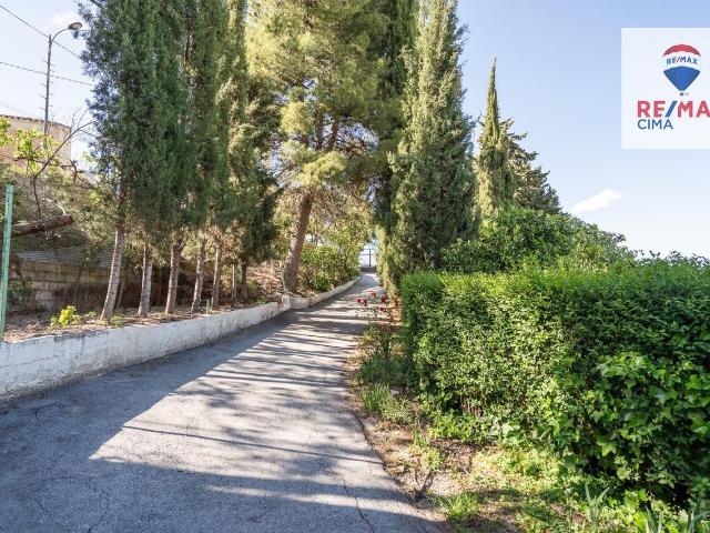 Chalet individual en venta, Baza, Granada