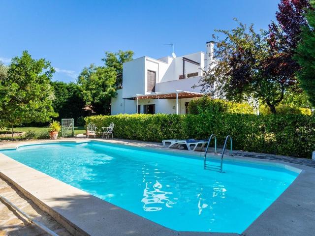 Chalet individual en venta, Campo Real, Madrid