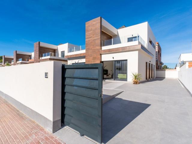 Chalet individual en venta, Daya Nueva, Alicante/Alacant