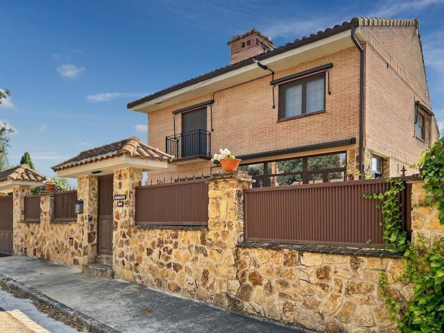 Chalet individual en venta, El Casar, Guadalajara