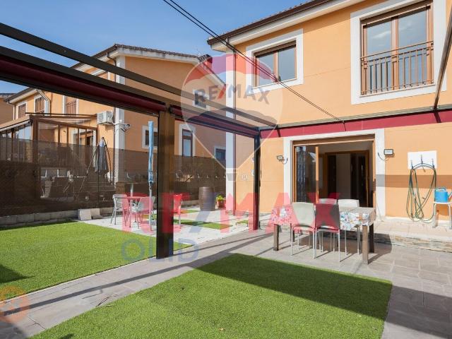 Chalet individual en venta, Fuensaldaña, Valladolid