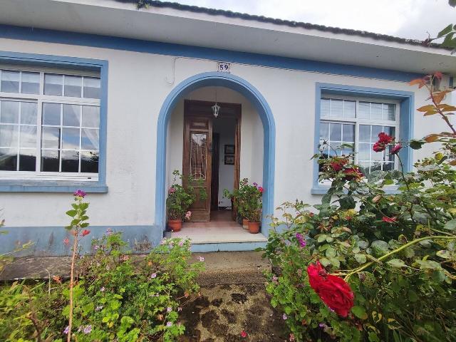 Chalet individual en venta, Oleiros, La Coruña