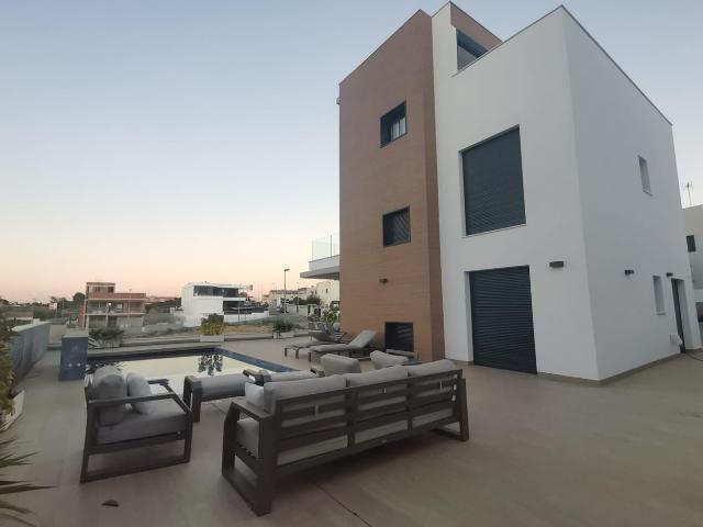 Chalet individual en venta, Orihuela, Alicante/Alacant