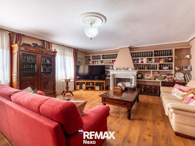 Chalet individual en venta, Renedo de Esgueva, Valladolid