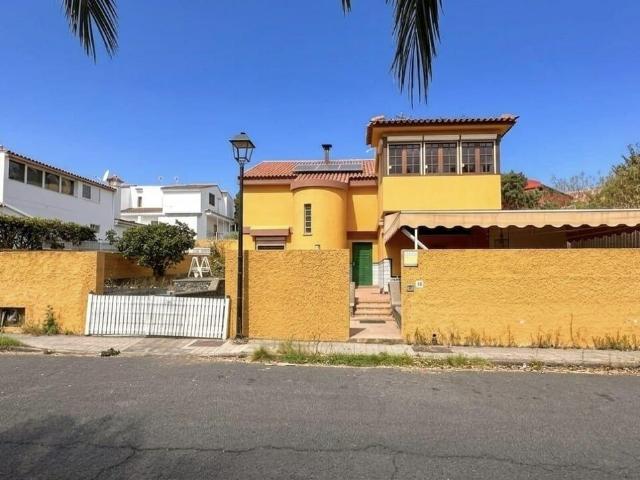 Chalet individual en venta, Santa Brígida, Las Palmas