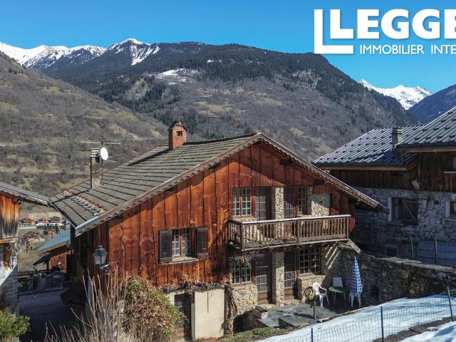 Chalet individuel à rénover 135m² – SUD – Courchevel, domaine skiable 3 Vallées – Potentiel exceptionnel