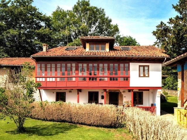 Chalet, Infiesto