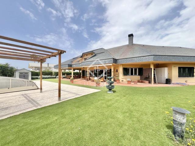 Chalet, Ibi