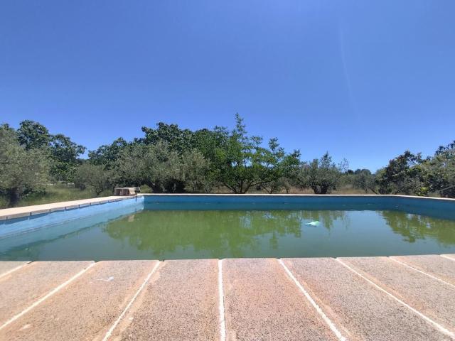 Chalet, Ibi