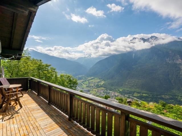 Chalet Idylle in den Bergen, gemütlich wohnen mit Weitblick