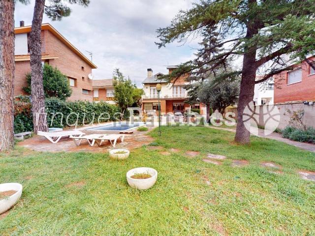 Chalet, Igualada