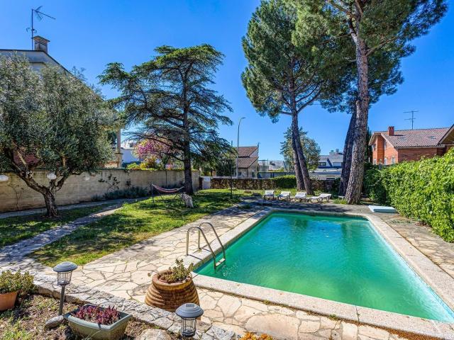 Chalet, Igualada