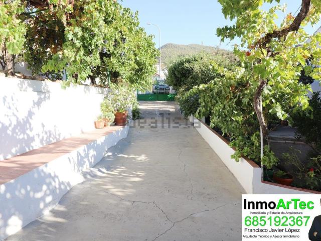 Chalet, Illora