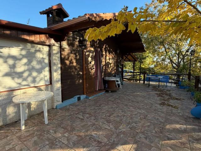 Chalet, Illora