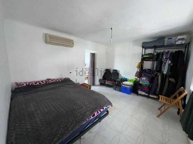 Chalet, Illora