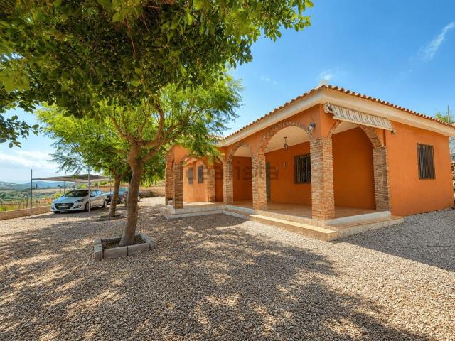 Chalet, Itrabo