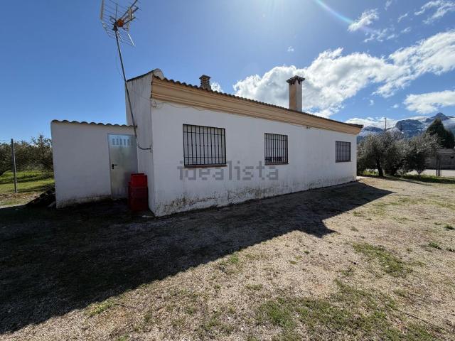 Chalet, Iznalloz