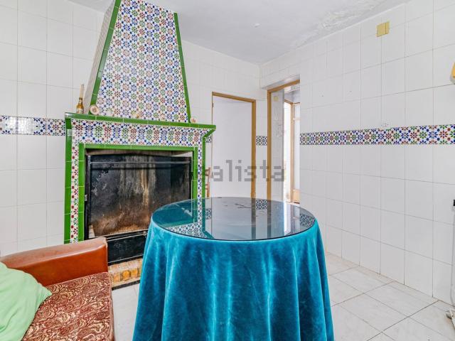 Chalet, Jayena