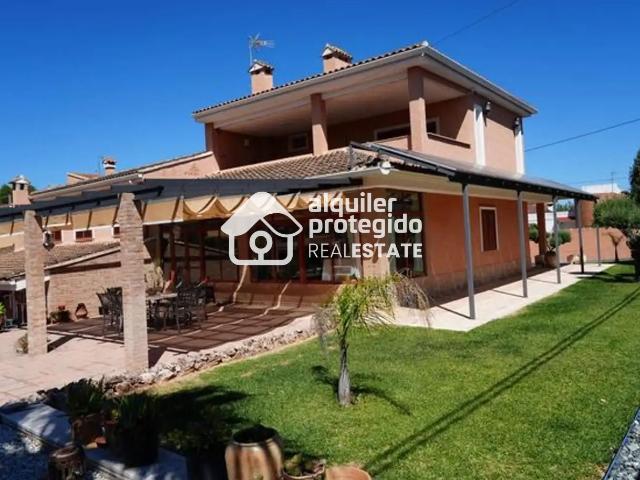 CHALET JARDIN PISCINA GARAJE