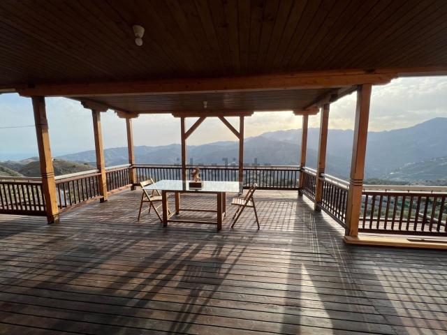 Chalet, Jete