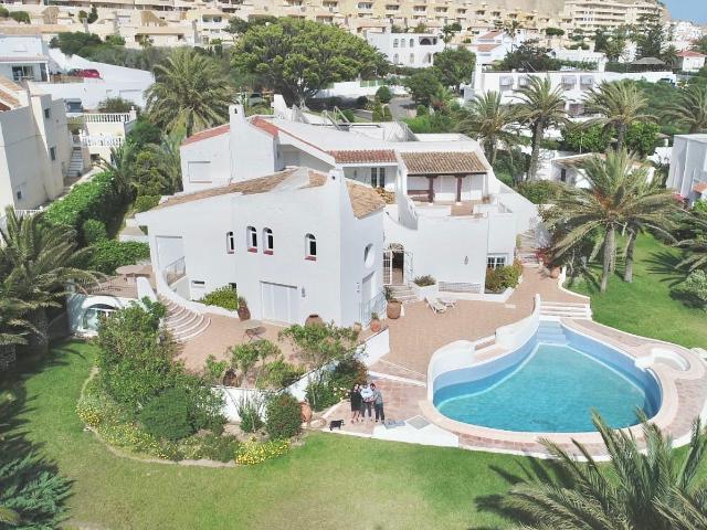 CHALET JUNTO AL CAMPO DE GOLF DE ALMERIMAR