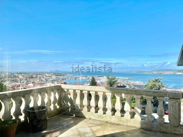 Chalet, O Castro, Vigo