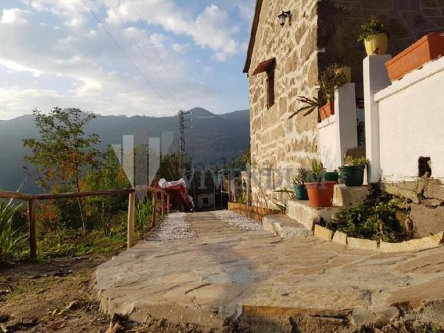 Chalet, O Covelo