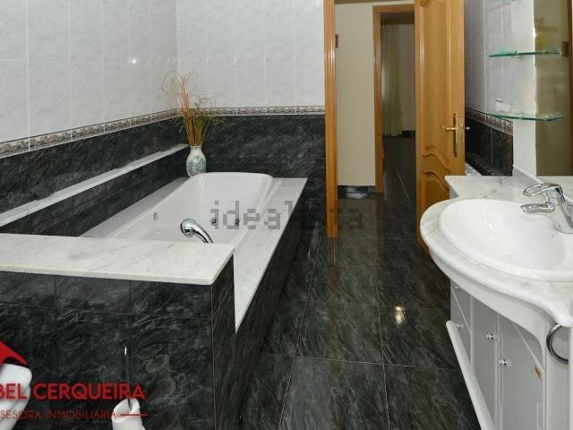 Chalet, O Rosal