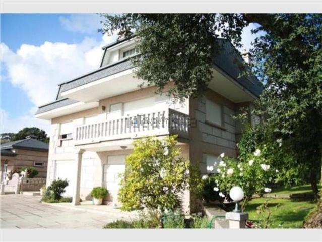 Chalet, O Rosal