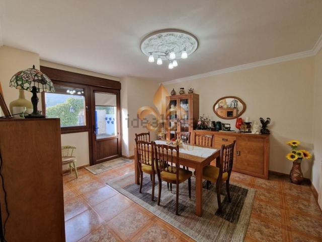 Chalet, O Rosal
