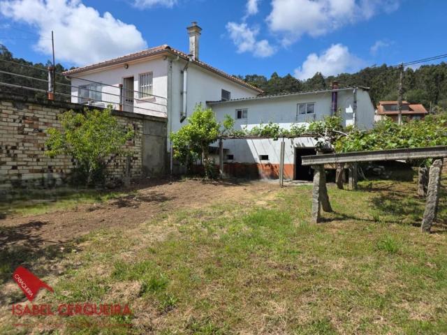 Chalet, O Rosal